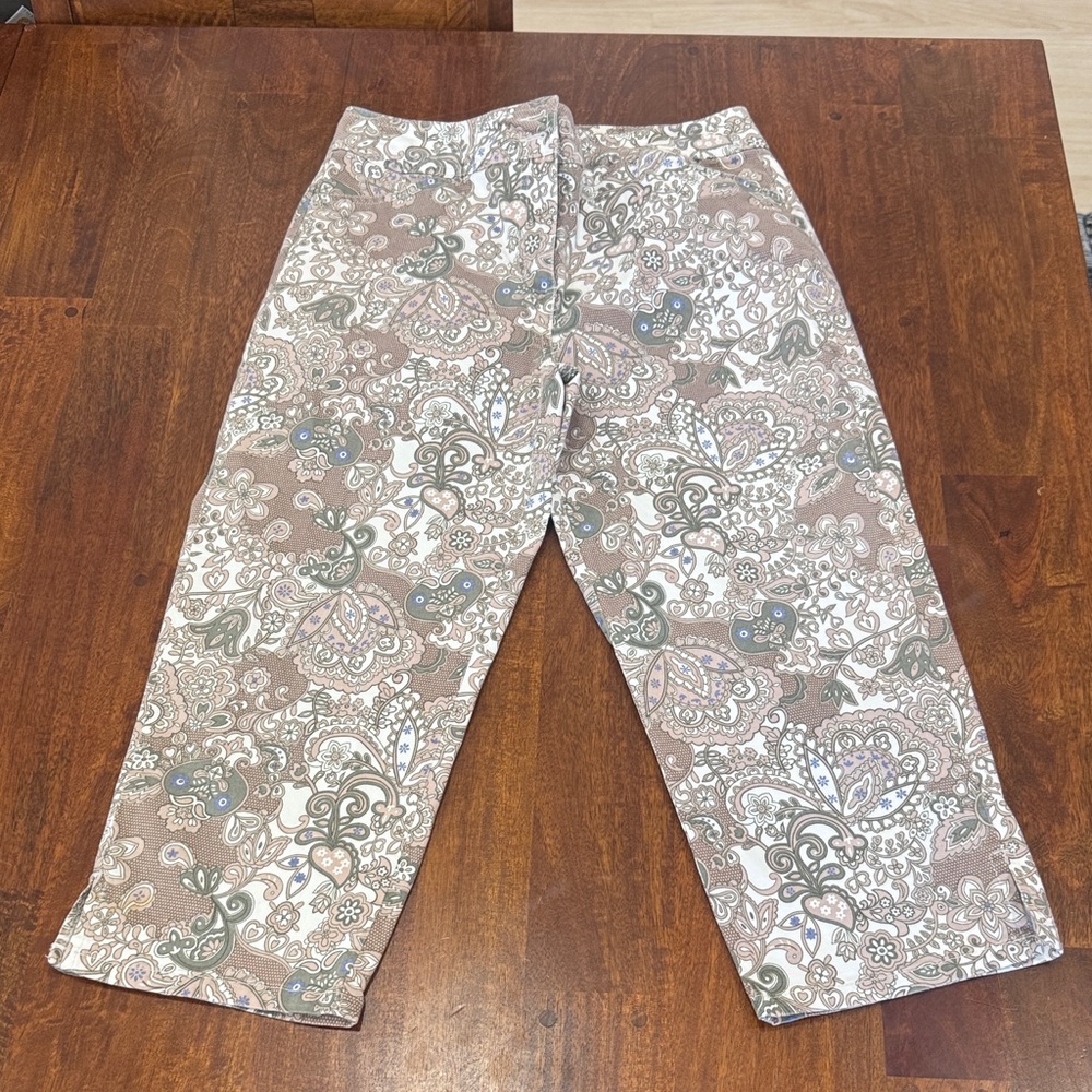 Vintage/ Y2K Bill Blass Jeans Paisley Patterned Capri Pants Size 6